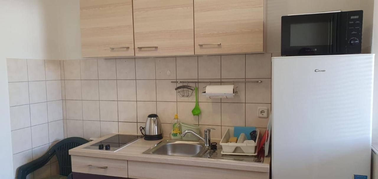 Apartmani Sonia Нивице Экстерьер фото