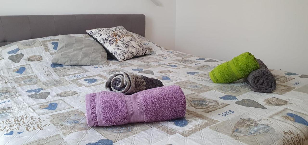 Apartmani Sonia Нивице Экстерьер фото