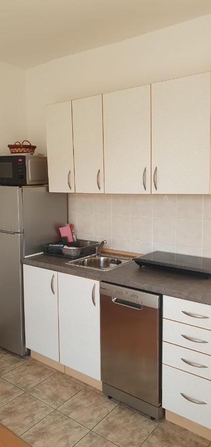 Apartmani Sonia Нивице Экстерьер фото