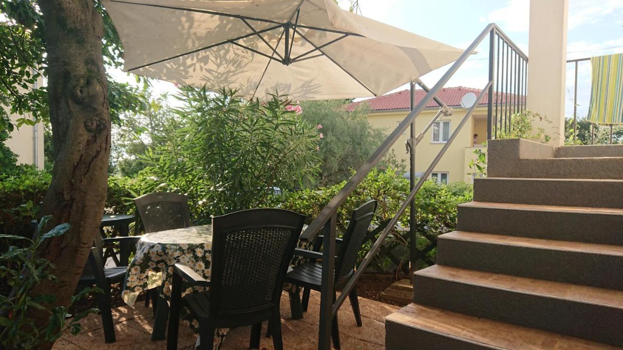 Apartmani Sonia Нивице Экстерьер фото